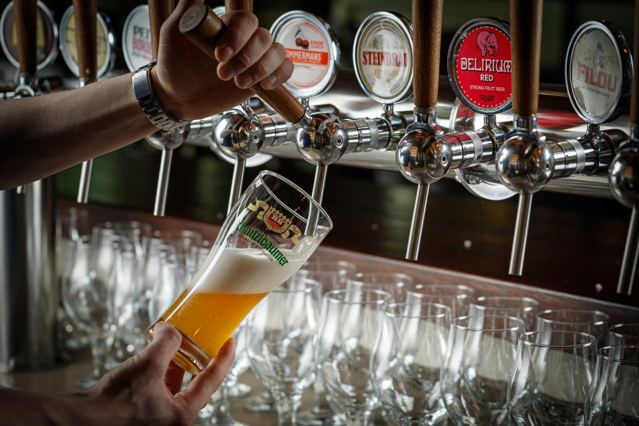 Start the new season with taste: what beers to drink in autumn